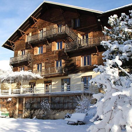 Le Vieux Chalet Bed & Breakfast Embrun Dış mekan fotoğraf